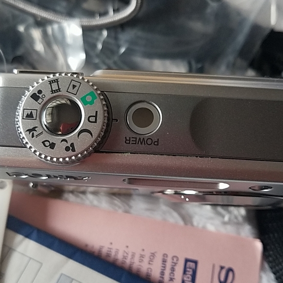 VINTAGE SONY CAMERA. - Picture 7 of 8